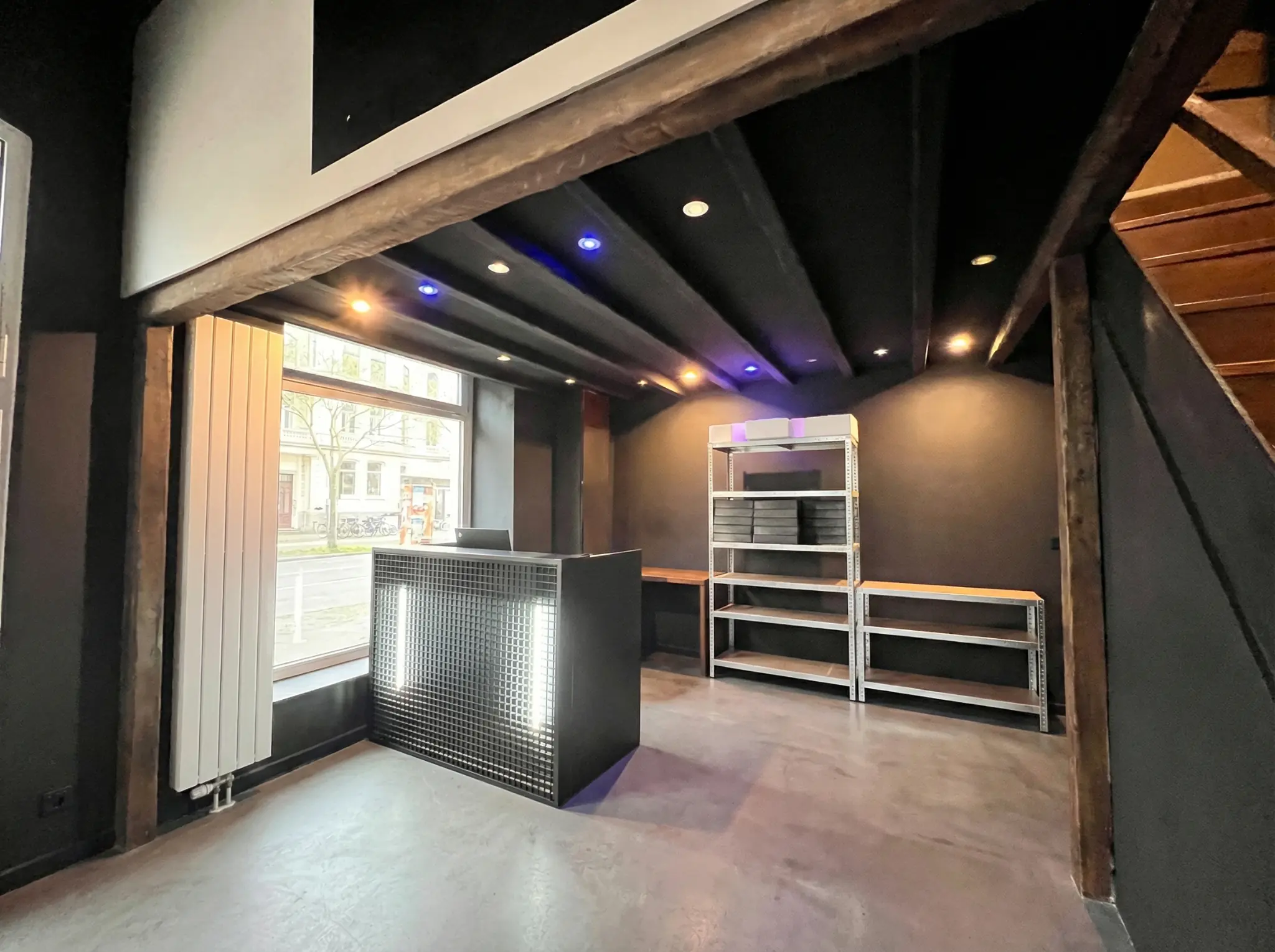 Laden und Gastraum im Immobilienensemble Bödekerstraße Hannover Oststadt